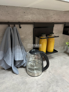 Полка-держатель для бутылок (Черный муар)