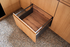 ЛДСП Lamarty ЭКО E0,5 Дуб Вотан R рустикальное 2750х1830х26 мм