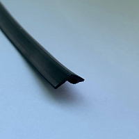 Уплотнитель для фасадного профиля  универсальный черный